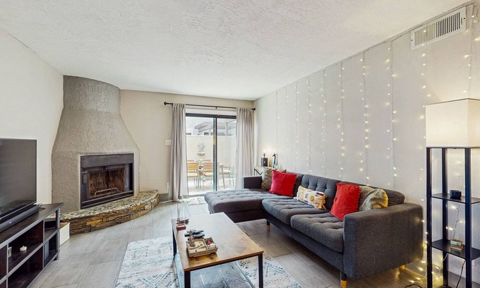 Security Acres Copropriété | Ground floor condo w/private patio & direct access to shared pool, dog-friendly