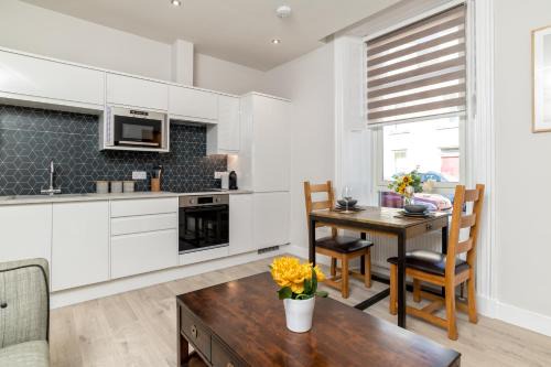 Aberdeen West End Appartement | * Ground Floor * The Grove *