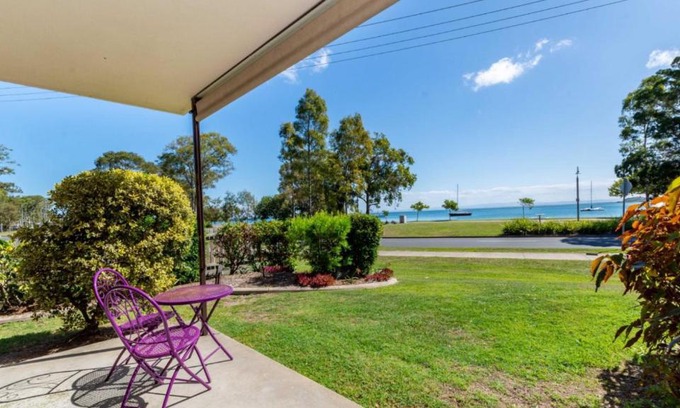 Bongaree Maison | Ground Floor with water views and pool!