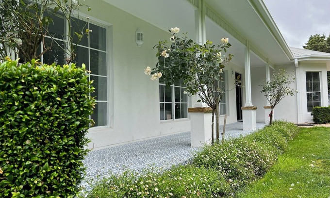 Robertson Maison | Grounds of Robertson. Stylish and Exclusive.