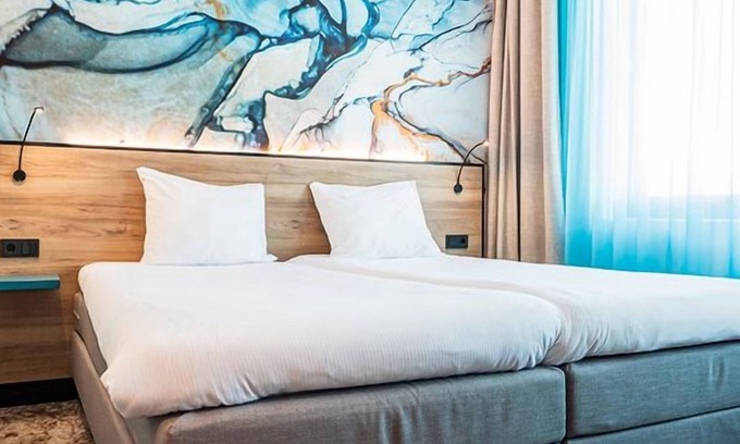 Scheveningen Badplaats Hôtel | Group Friendly Stays near City center, Local attractions & Seaside access!