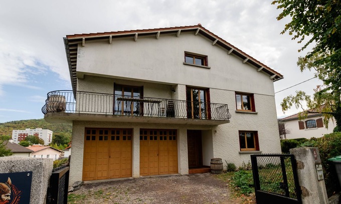 Romagnat Villa | ⭐⭐Villa de groupe - Piscine/Pétanque/Jacuzzi - Spa⭐⭐