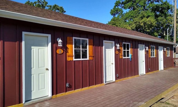 Grove Cabine | Groveport Resort/Waterfront Cabin C/Newly Remodeled