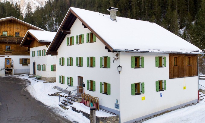 Boden Maison | Gruppenhaus Sternlodge Lechtal Tirol
