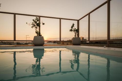 Mesagne Appartement | Guaceto apartment Luxury property with private pool on the terrace