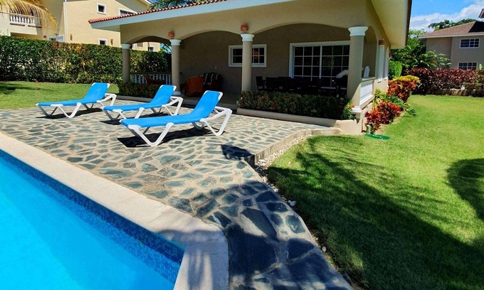 Urbanizacion Tavarez Villa | Guest-friendly villa with pool/tennis/basket/soccer fields, TV/Wifi, near all