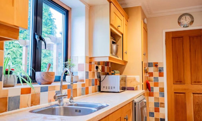 Whaddon Maison | Guest Homes | Longscroft Manor