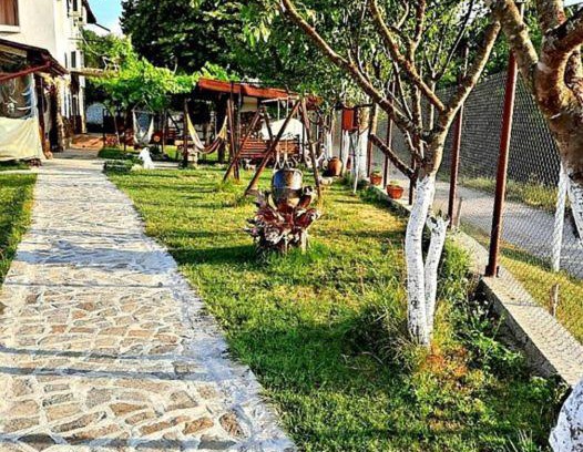 Antonovo Appartement | Guest House By The River