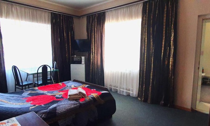 Kamensk-Shakhtinsky Hôtel | Guest House DD