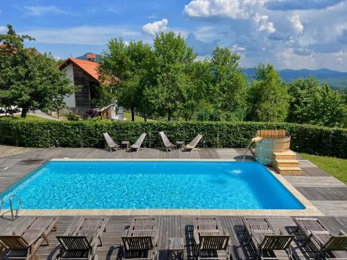 Hrib pri Hinjah Maison | Guest house Domačija Krnc