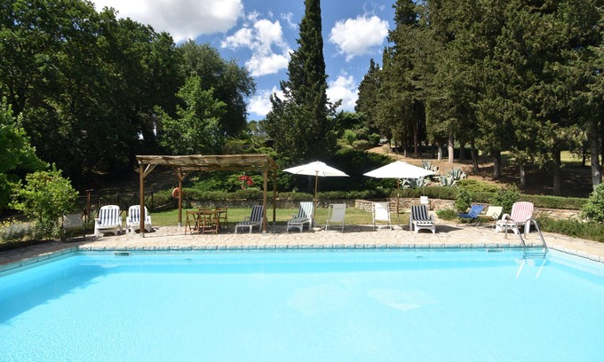 Villa Parigini Appartement | Appartement dans une splendide ferme avec terrasse privée, à 6 km de Sienne