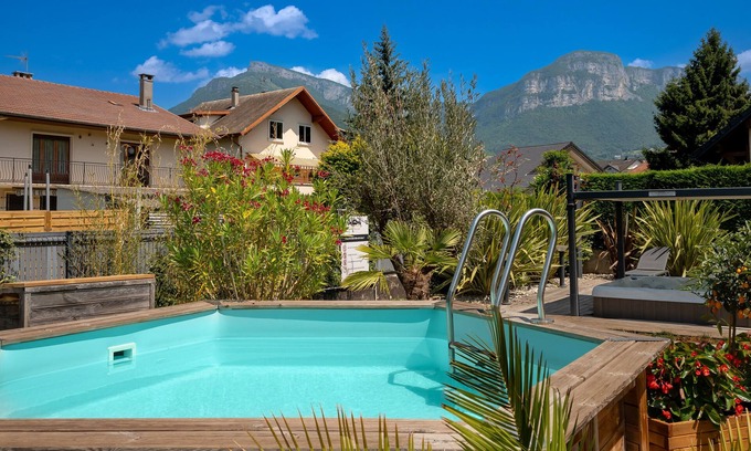 Barberaz Appartement | Maison d'hôtes 'La Suite Des Sommets' avec piscine partagée, terrasse partagée et climatisation