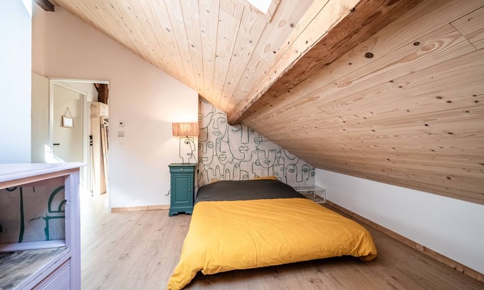 Mont-Saxonnex Appartement | Maison d'hôtes "Printemps" avec vue sur les montagnes, terrasse privée et Wi-Fi