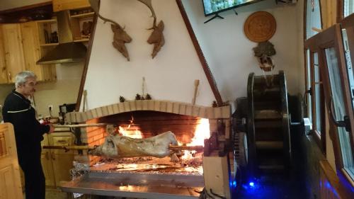 Devin Maison | Guest House Rosenovi