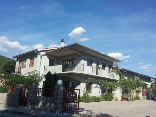 Podhum Maison | Guest house Sara