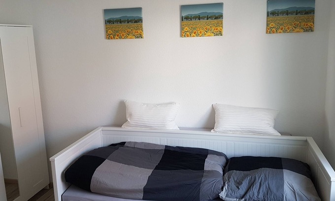 Homburg Appartement | Chambres d'hôtes à proximité du centre et de l'université, au calme en lisière de forêt