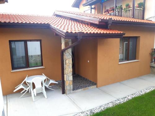 Sapareva Banya Maison | Guest Rooms IDeR