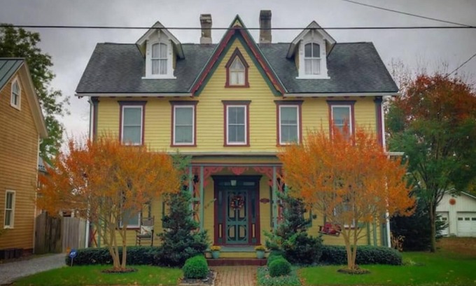 Millington Appartement | Guest Suite for up to 2 in a Victorian on the Chester River