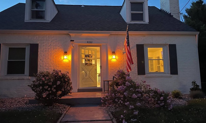 St. Matthews Appartement | Guest Suite with Steam Spa in Heart of Louisville