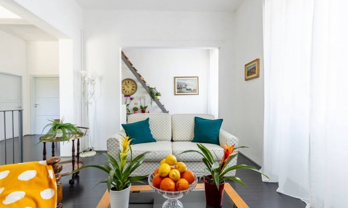 Pisa Appartement | GuestHost - Station Oasis with Parking and Garden
