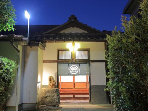 Kushimoto Maison | GUESTHOUSE & SAUNA 杜(mori)