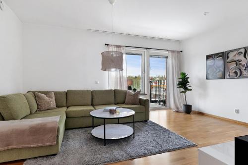 Pitea Appartement | Guestly Homes - 3BR Modern Apartment