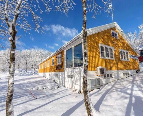 Glomfjord Hôtel | Gulbrakka Basecamp