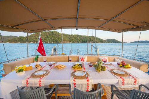 Kocasinan Location De Bateaux | Gulet for rent in Göcek - 24 Mt 6 Cabins 12 Guest