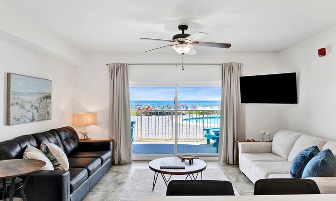 Orange Beach Copropriété | Gulf Front-Ground Floor-Awesome Gulf & Pool Views