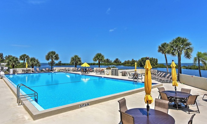 Hudson Copropriété | Gulf-View Condo w/Beach Access in Hudson