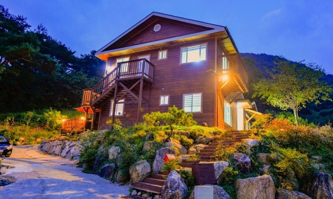 Gurye Maison | Gurye Seomjingang Panorama Pension