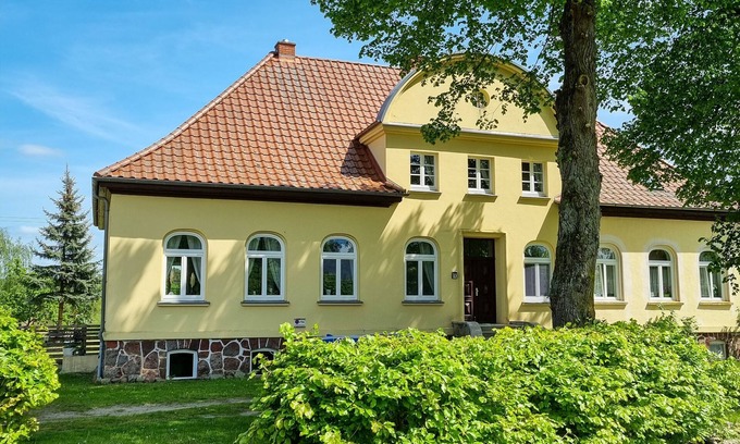 Bruel Appartement | Gutshaus Neu Necheln - Ferienwohnung