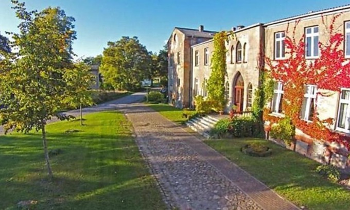 Dargun Appartement | Gutshaus Schwarzenhof