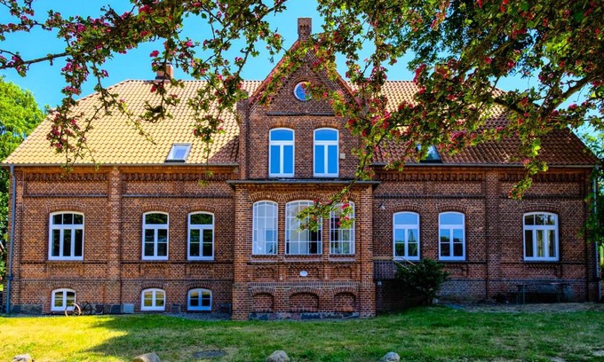 Thorstorf Appartement | Gutshaus Thorstorf FeWo Boltenhagen EG und Tiefpaterre