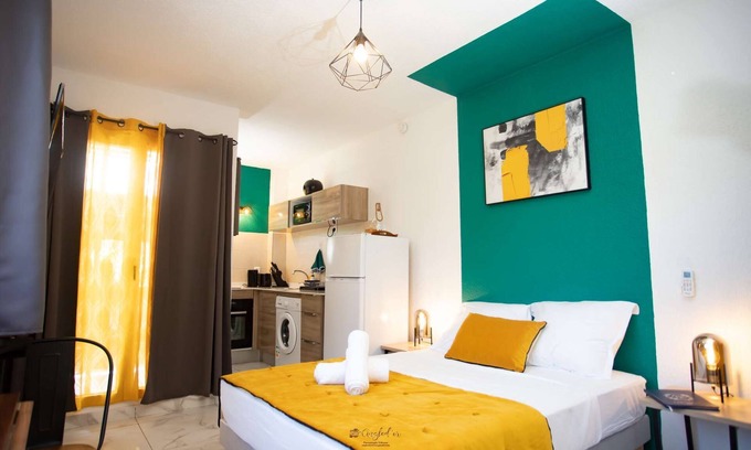 Cayenne Appartement | ♣ Jardin Secret Guyanais ♣ Piscine ♣ Fibre ♣ Tente Lumineuse ♣