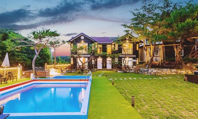 Gyeongju Maison | Gyeongju Themandi Pension