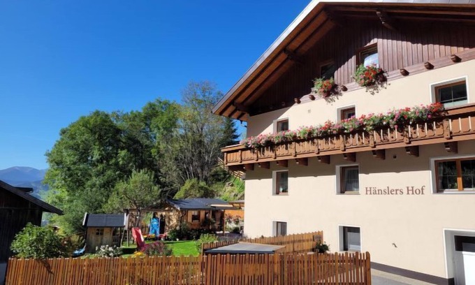 Arzl im Piztal Appartement | Hänslers Hof Ferienwohnung by Interhome