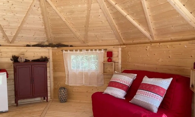 Mouzay Chalet De Ski | Hébergement Atypique Proche des Lieus Touristiques