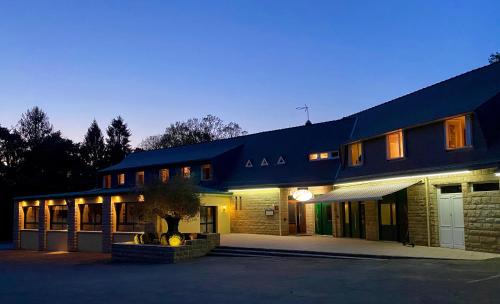 Tremblay Hôtel | Hébergement Roc Land