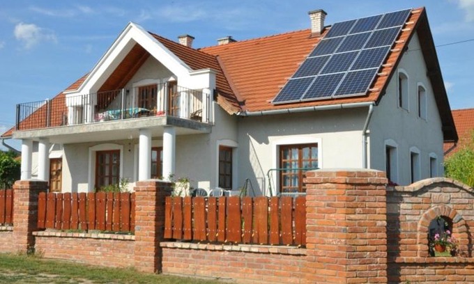 Balatonakali Appartement | Hóvirág Vendégház