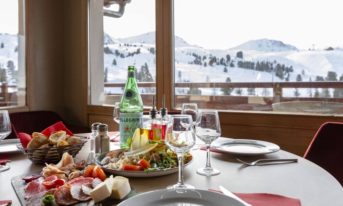 Belle Plagne Hôtel | Hôtel Club MMV Les 2 Domaines