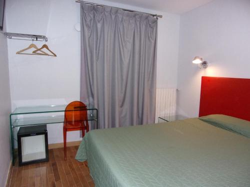 10th Arrondissement Hôtel | Hôtel de Lorraine