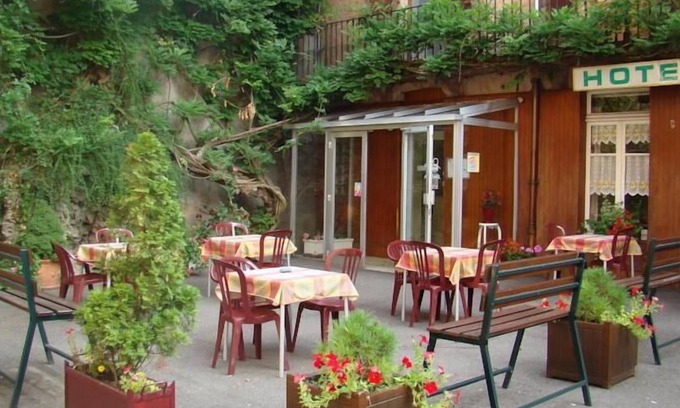 Luxeuil-les-Bains Hôtel | Hôtel du Lion Vert