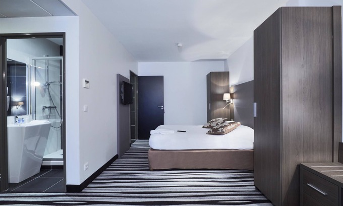 Montigny-le-Bretonneux Hôtel | Hôtel Kyriad Saint Quentin en Yvelines - Montigny