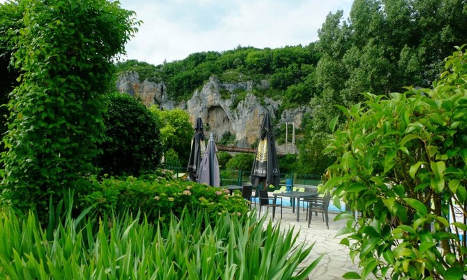Bouzies Hôtel | Hôtel Les Falaises