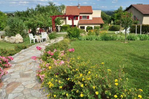 Gannat Hôtel | Hôtel-Logis La Coraline