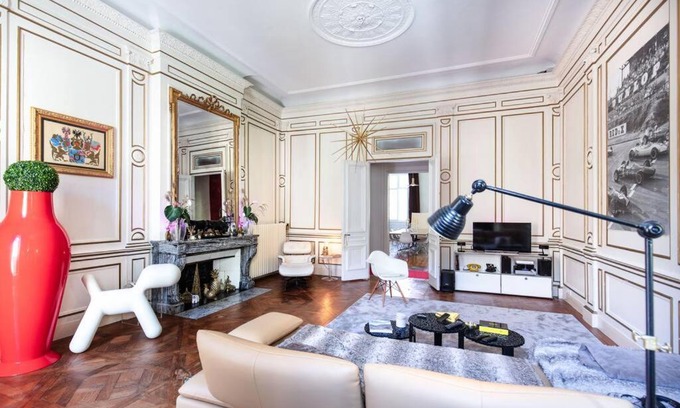 Besancon Old Town Appartement | Hôtel particulier de 1734 - avec Parking - Plein centre-ville