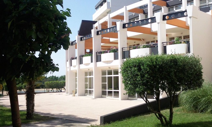 Port-de-Bouc Hôtel | Hôtel-Résidence les Aiguades
