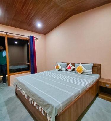 Naina Range Maison | H .R. MOUNT VIEW HOMESTAY.