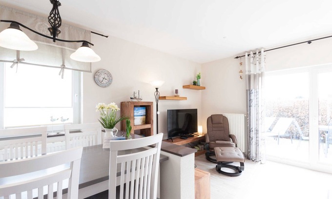 Alt Gaarz Appartement | H24: chalet 3 pièces (max 4 personnes plus un bébé) - zone chalet H24 Lighthouse Road Rerik